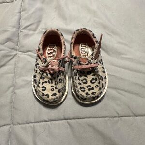 Hey Dude toddler Leopard Print Moccasins Comfortable Slip-On Shoes